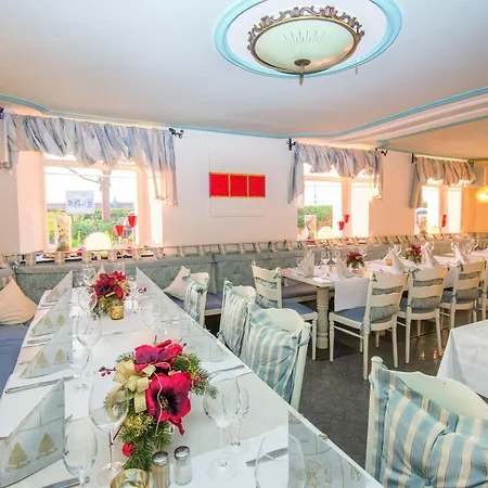 Hotel & Restaurant Zum Vater Rhein Monheim am Rhein