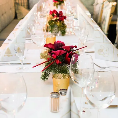 & Restaurant Zum Vater Rhein 3*