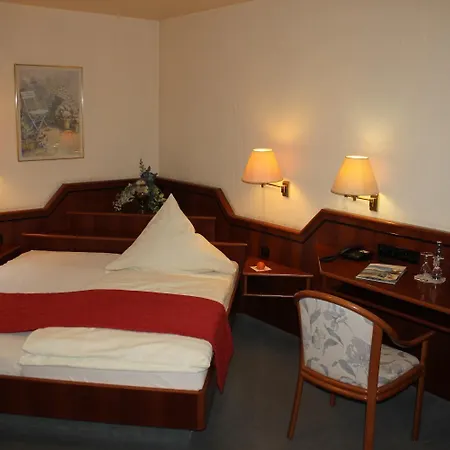 Hotel&restaurant Zum Vater Rhein Monheim am Rhein