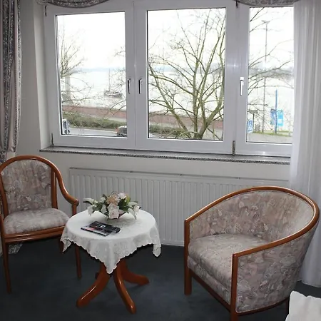 & Restaurant Zum Vater Rhein Hotell Monheim am Rhein