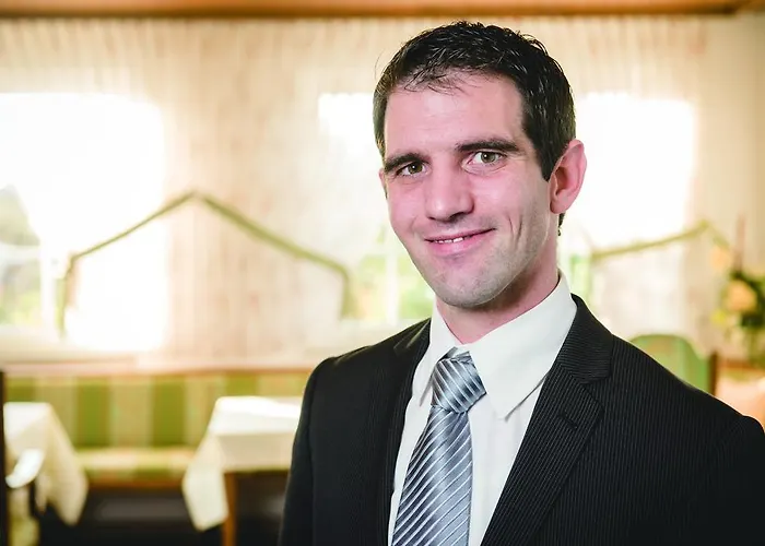 Otel Hotel & Restaurant Zum Vater Rhein